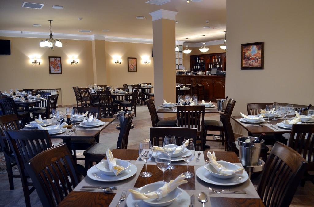 Vila Gardenia Hotel Oradea Luaran gambar